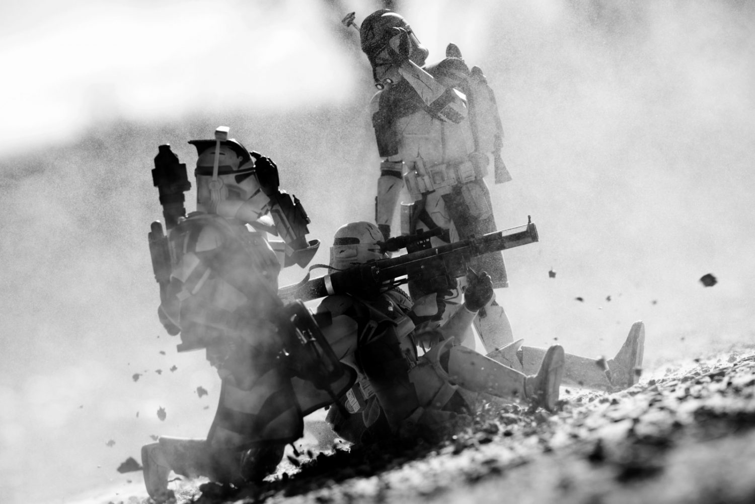 figuras de Star Wars fotografiadas en combate