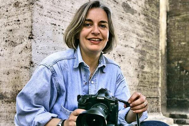 Anja Niedringhaus - fotoperiodista muerta