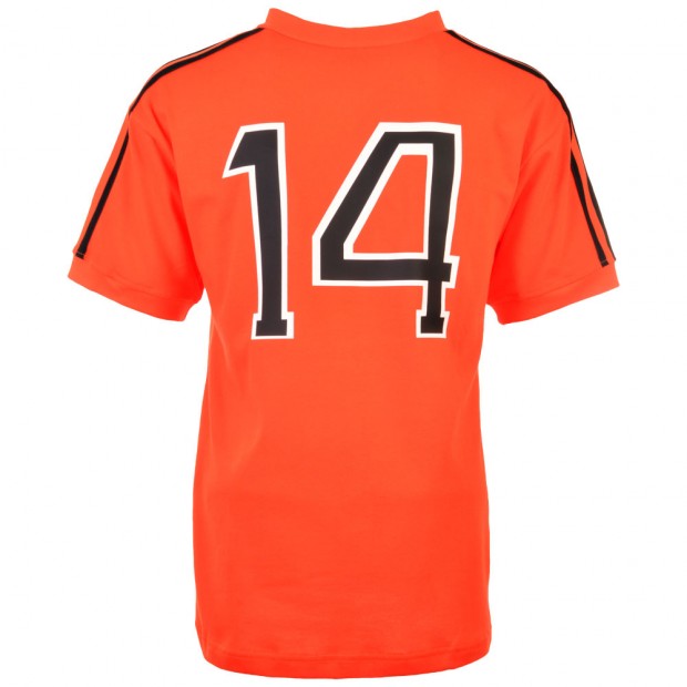 0011010_holland-1974-world-cup-final-number-14-cruyff-classic