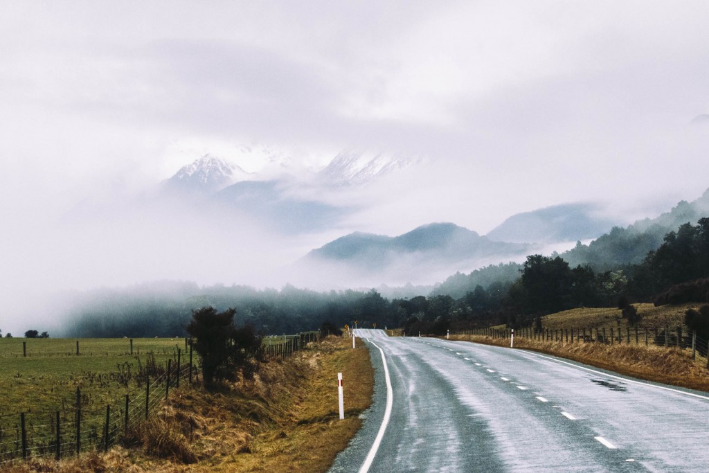 Las inconmensurables carreteras neozelandesas a través del objetivo de Alber Oriol