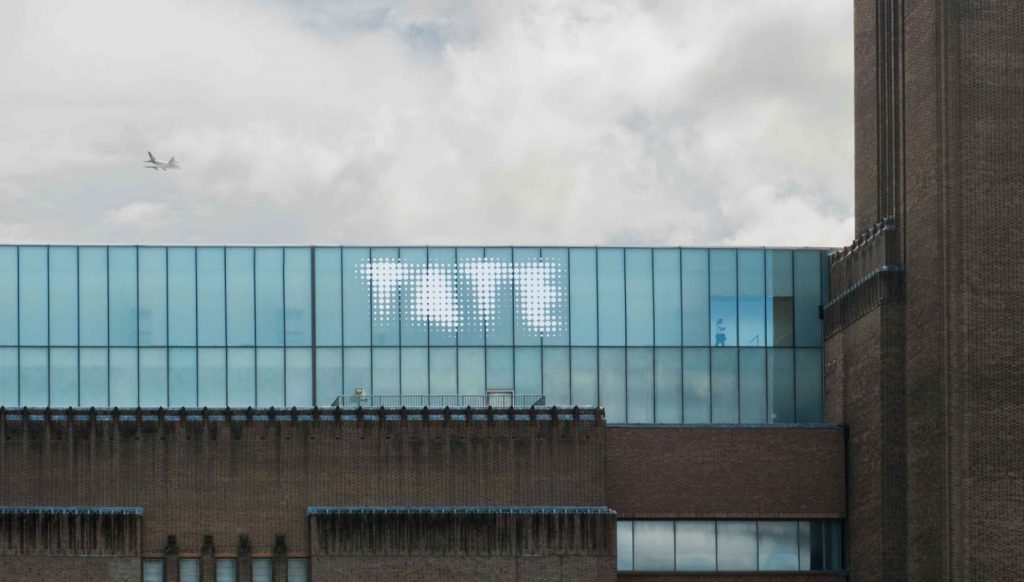 rediseño de la marca de Tate Galleries por North - fachada