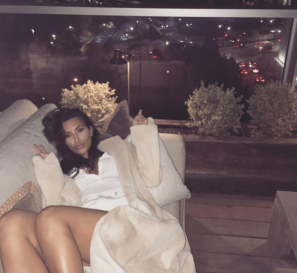 Kim Kardashian (con cerca de 90 millones de followers en Instagram) subió esta fotografía disfrutando de una increíble mansión de Airbnb. No hay mejor publicidad para esta marca.