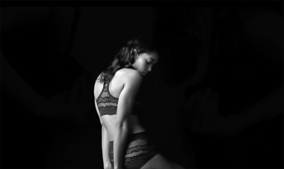 Captura video promocional Campaña Primavera 2017 Calvin Klein 4.