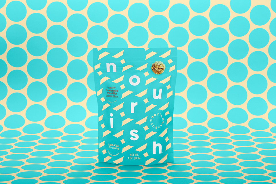 Líneas de colores vivos protagonizan el rediseño del packaging de Nourish Snacks