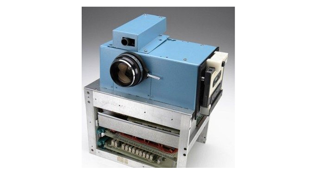 primera cámara digital de la historia